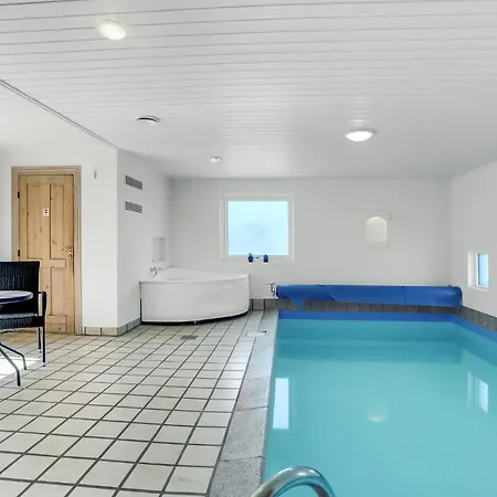 Casa de Férias Pet Friendly In With Sauna Oksbøl