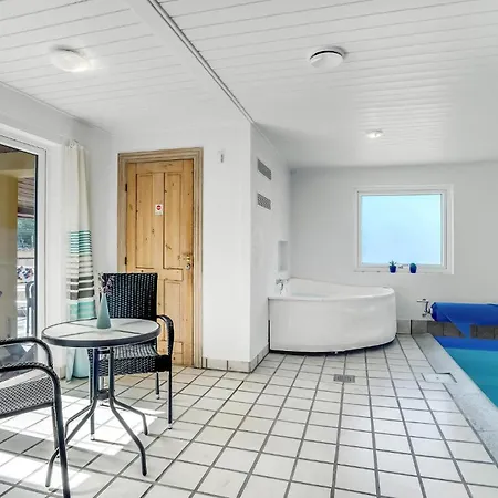 בית נופש Pet Friendly In With Sauna