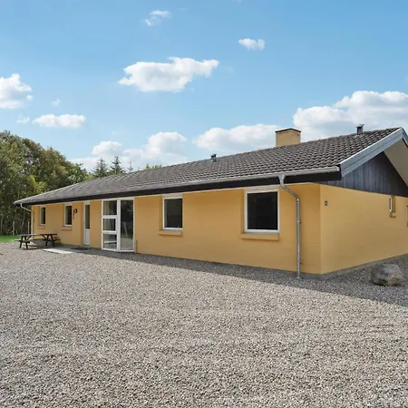 Pet Friendly In With Sauna Oksbøl