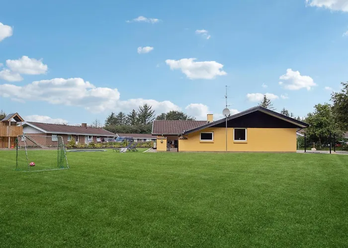 Nyaraló Pet Friendly In With Sauna Oksbøl